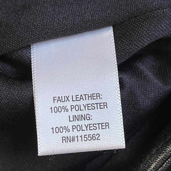 D Signed Disney Black Faux Leather Moto Jacket Girls Medium 10/12 Silver Studs - Picture 9 of 10